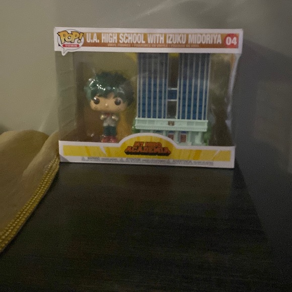 Funko pop (U.A HIGH SCHOOL WITH IZUKU MIDORIYA)